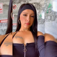 รูปโปรไฟล์ของ Queen-Roose