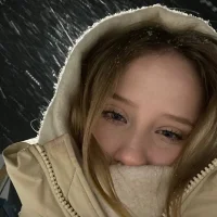 MintaBumps webcam model