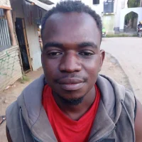 Zdjęcie profilowe modela mbaracksalim