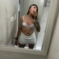 Lizz13's Profile Pic