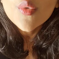 Haanikaur_saavi 头像图片