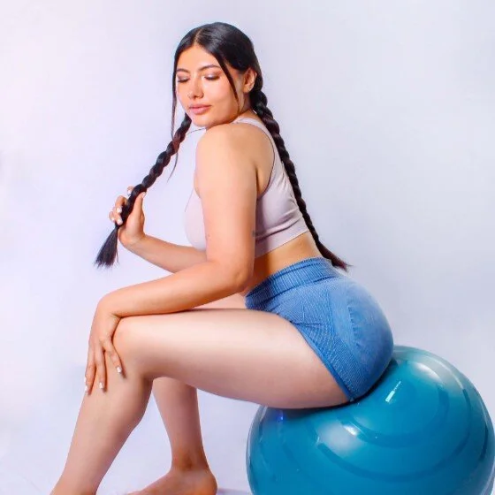 LARSONMIA profile photo