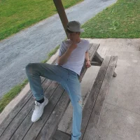 junior43536's Profile Pic