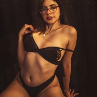 whiteslutt's Profile Pic