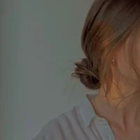 AlisonXlight Φωτ, Προφίλ