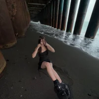 Eva_Melison's Profile Pic