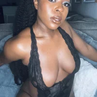 SuugarPlum97's Profile Pic