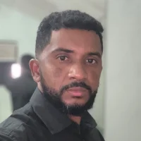 MiddlingAffluent webcam