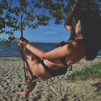 LiveWithElli's Profile Pic
