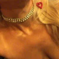 Fififiona's Profile Pic