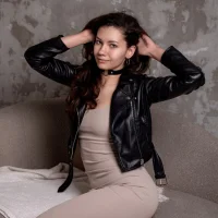 รูปโปรไฟล์ของ megantheflowerxo