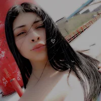 nina30z's Avatar Pic