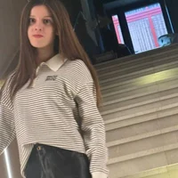 VelvetNyxen's Avatar Pic