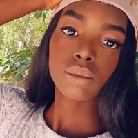 DivineBeauty's Profile Pic