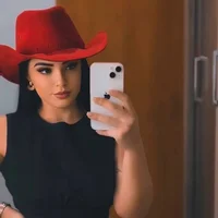 Joyceg20 Φωτ, Προφίλ