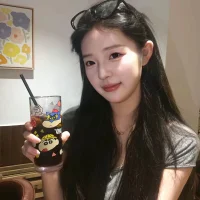 -Sophia-99's Profile Pic