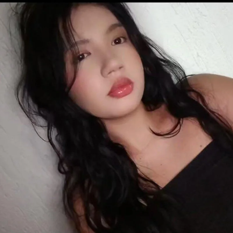 Moly_Paris profile photo