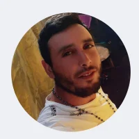 Foto desnuda XXX de ConedFinance