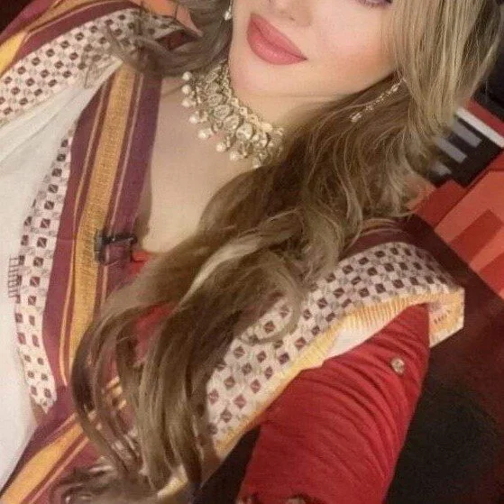 Rupaleesexy live cam profile