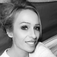 MissLunaLibra's Profile Pic