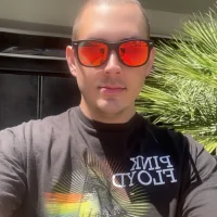 Stayup90's Profile Pic