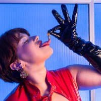 MillyHotsoon's Avatar Pic