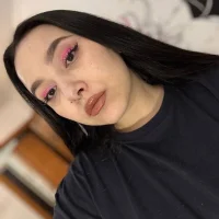 HelloAlise's Profile Pic