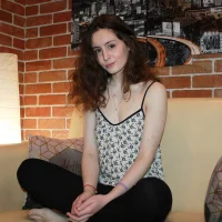 Gambar Profil GloriaCyrus