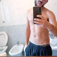 Shakmic892's Avatar Photo