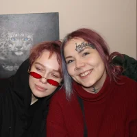 Caroline_and_Audrey's Profile Pic