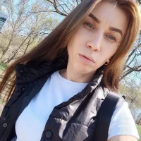 AlinaBerrys Φωτ, Προφίλ