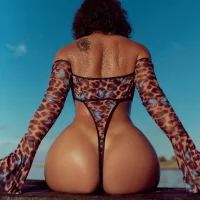 hookedongigi's Profile Pic