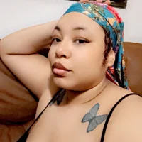 KizzyBelle's Profile Pic