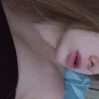 Di523's Profile Pic