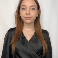 LynetAcey's Profile Pic
