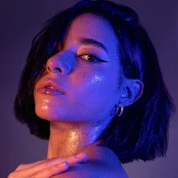 Slika avatara modela Cherry_violeta