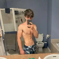 8incherpounding  的个人资料图片