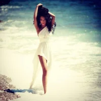 CarlaBond's Avatar Pic