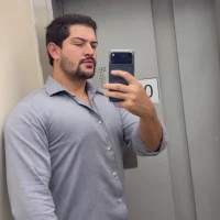 morais1012, вебкам-модель Stripchat