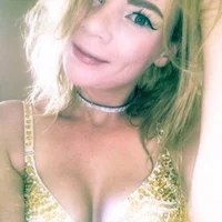 รูปโปรไฟล์ของ Elle_Sway