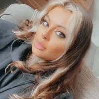 รูปโปรไฟล์ของ HarleyInk2