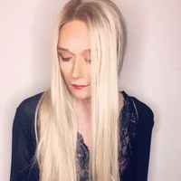 TSLucySummers' Avatar Photo