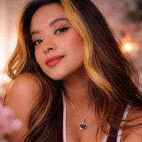 bellalumi's Avatar Pic