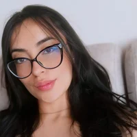 Isalu_b's Profile Pic