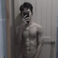 ballbusting_asian's Profile Pic