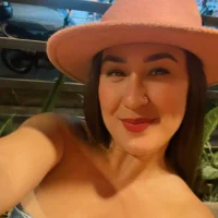 _Sashaa model avatar