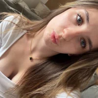 amelia18uk's Avatar Pic