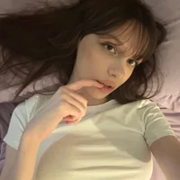 ClaraVellini's Avatar Pic