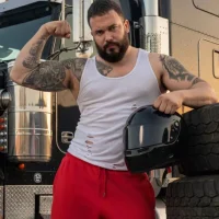 Vince_Reynolds: изображение аватарки