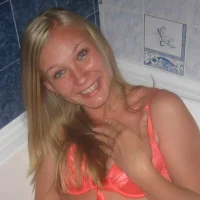 Ảnh Đại Diện PrettyHairyBlonde